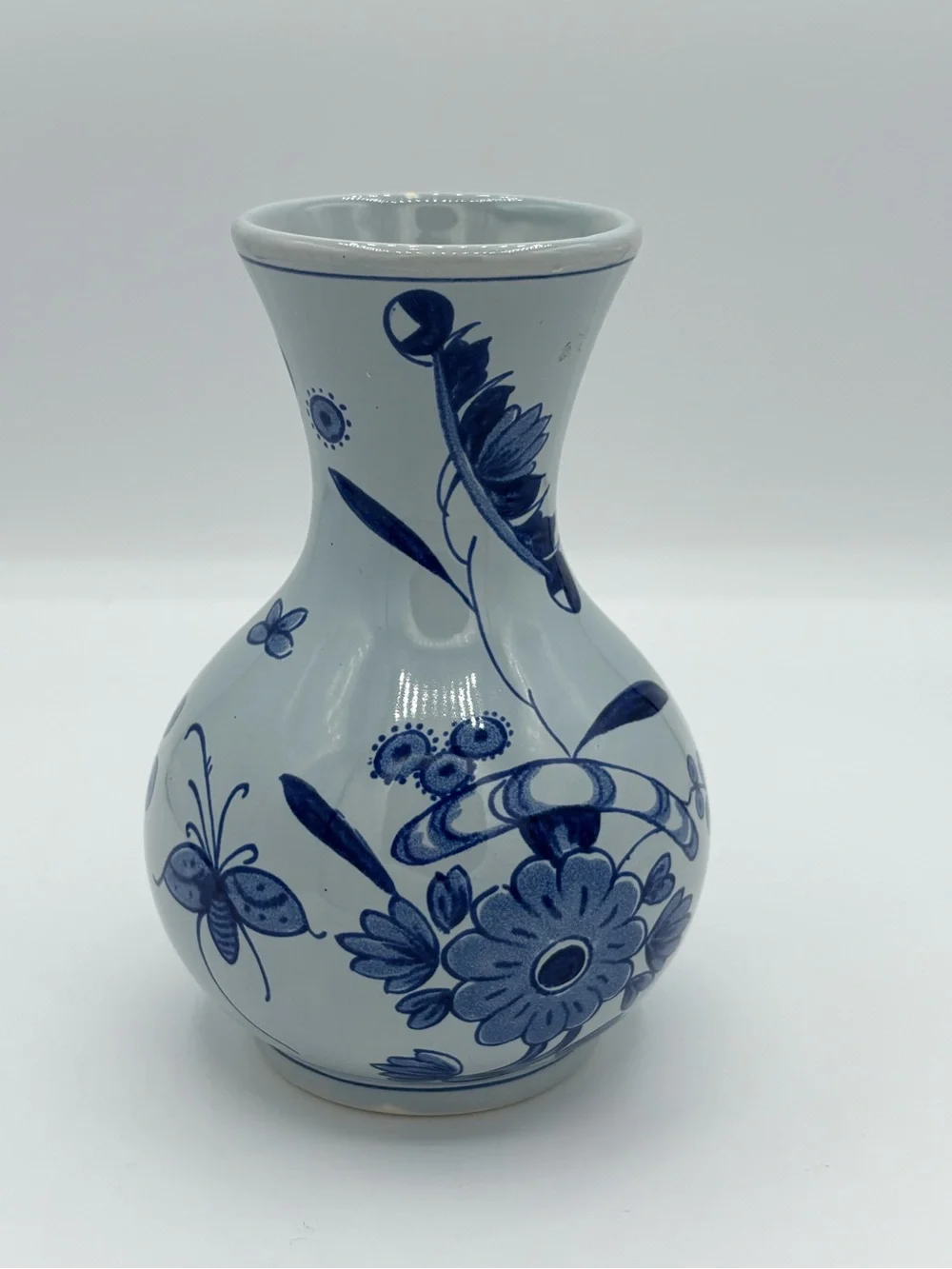 Vintage Delft Style Blue & White Floral Butterfly Ceramic Bud Vase 5”